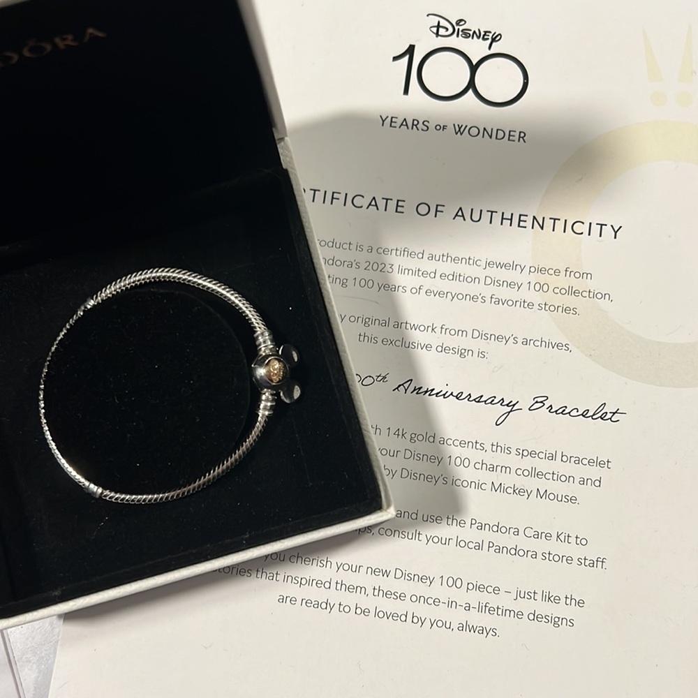 PANDORA MICKEY MOUSE 100 YEAR BRACELET